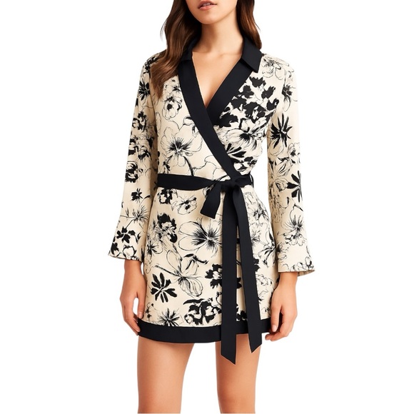 Abercrombie & Fitch Black Cream Floral Kimono Wrap Mini Dress Size Large Petite - Picture 1 of 9